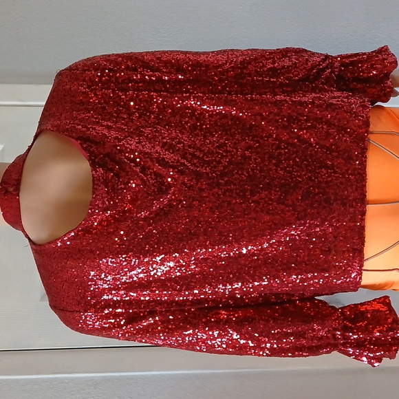 BOLD elements Sparkling Red Sequin Top - Picture 3 of 9